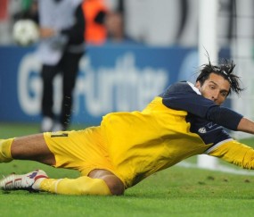 kaiyun官方-跨界刷新纪录！电竞传奇Karsa跨界篮球赛引全网热议，电竞传奇Karsa跨界篮球赛刷新纪录，引爆全网热议！